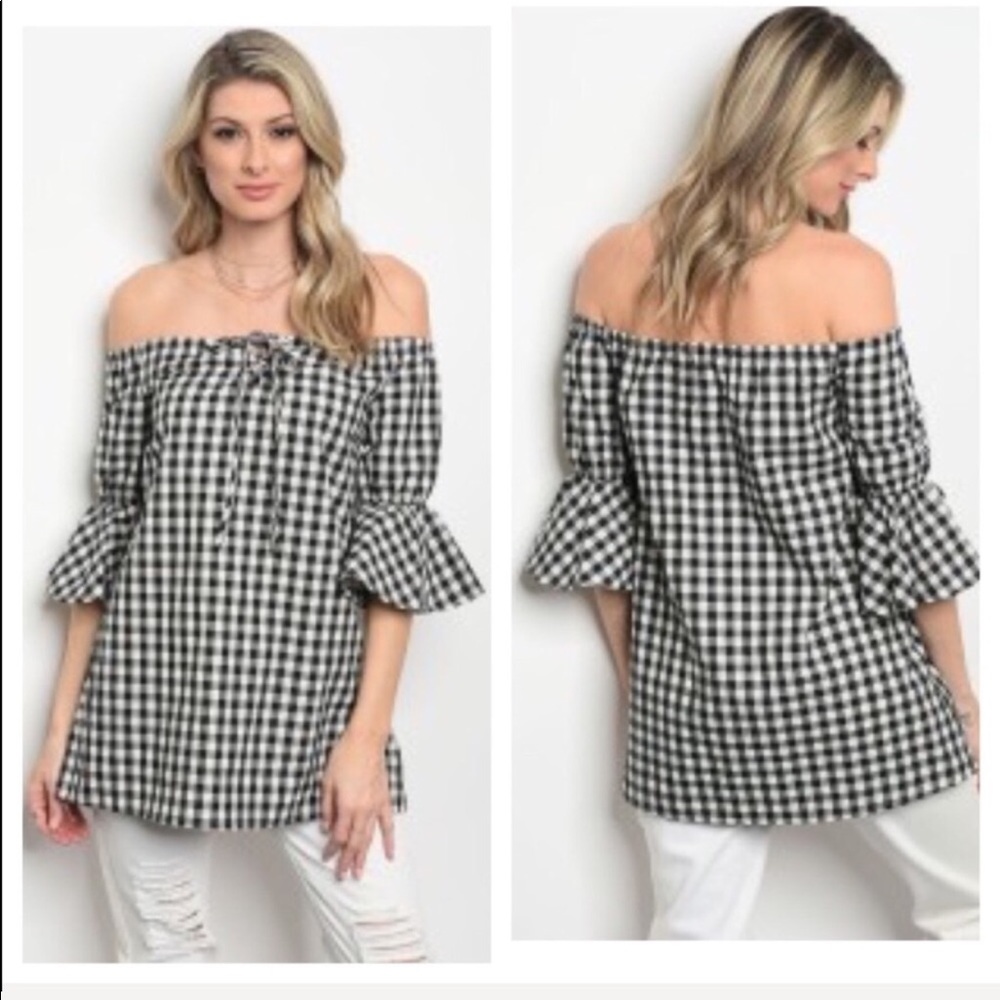 🖤Off the shoulder black and white checked top New